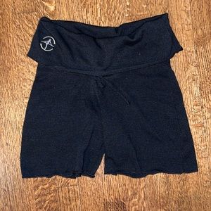 Wear Moi Sonate ballet dance warm up knit shorts size M